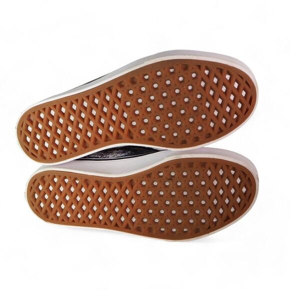 Vans x Discovery ComfyCush Sk8-Hi "Project Cat" Black / Multicolor Youth 3 - Picture 8 of 11